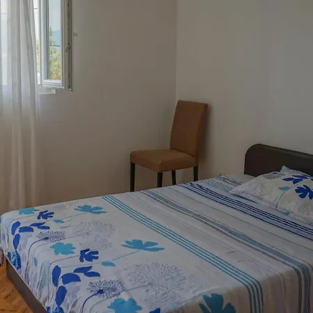 Apartament With A Parking Space Slatine, Ciovo - 973 *